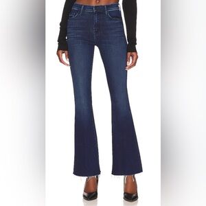 Mother The Weekender Fray Stretch Mid-Rise Flared Jeans size 27